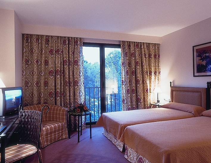 Termes Montbrio & 4* Montbrió del Camp