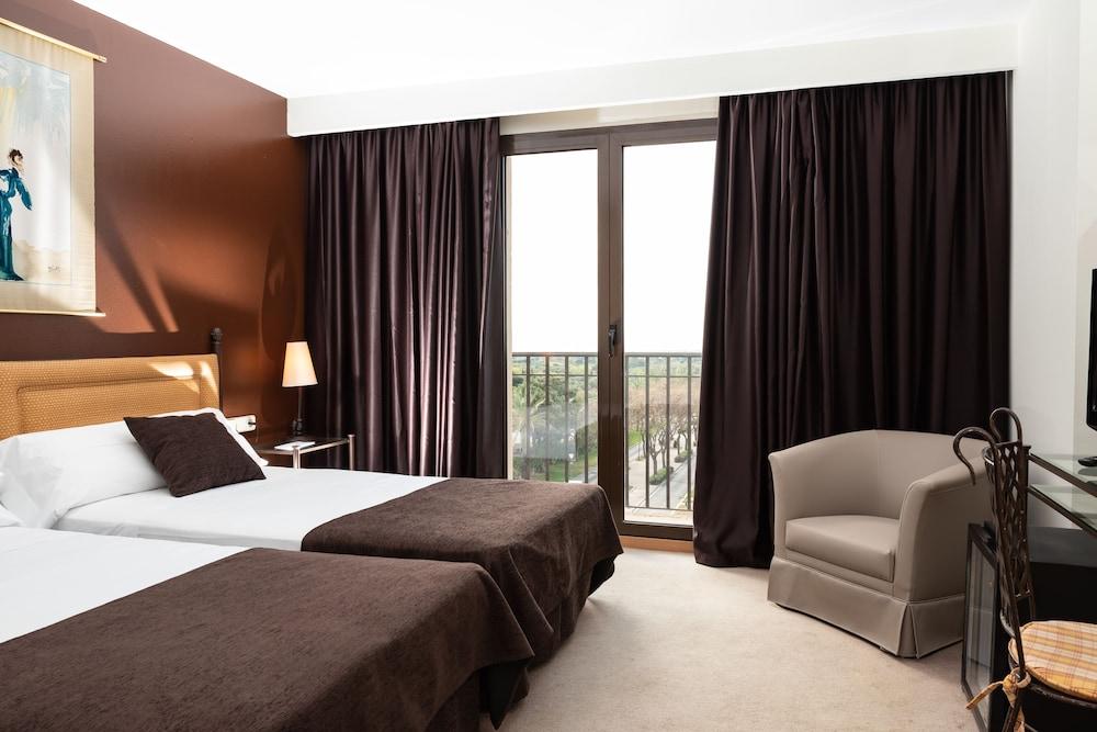 Termes Montbrio & Hotel