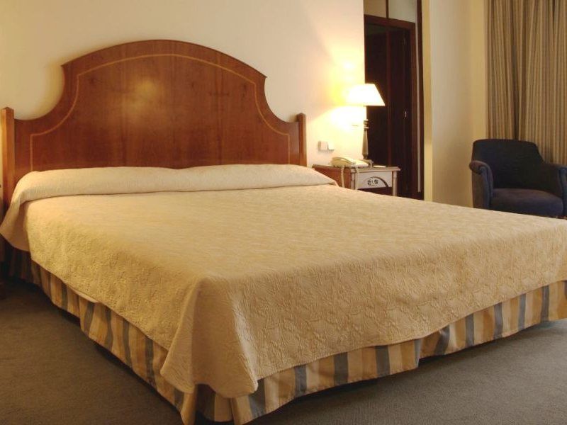 Termes Montbrio & 4* Montbrió del Camp